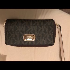 Michael Kors wallet